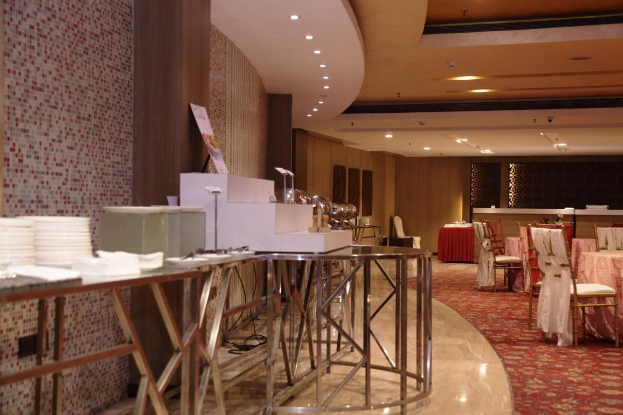 Fortune Sector 27, Noida - Member Itc Hotels' Group Екстериор снимка