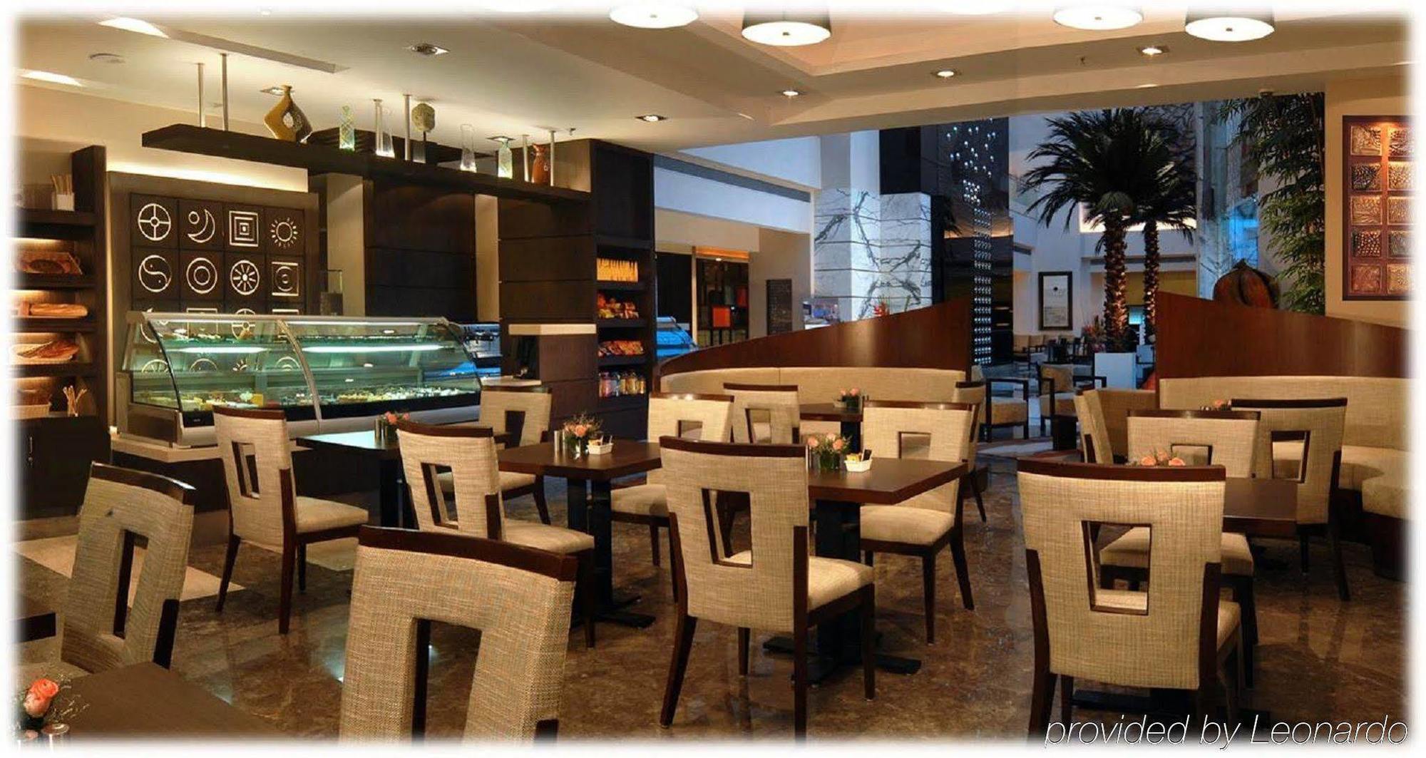 Fortune Sector 27, Noida - Member Itc Hotels' Group Ресторант снимка