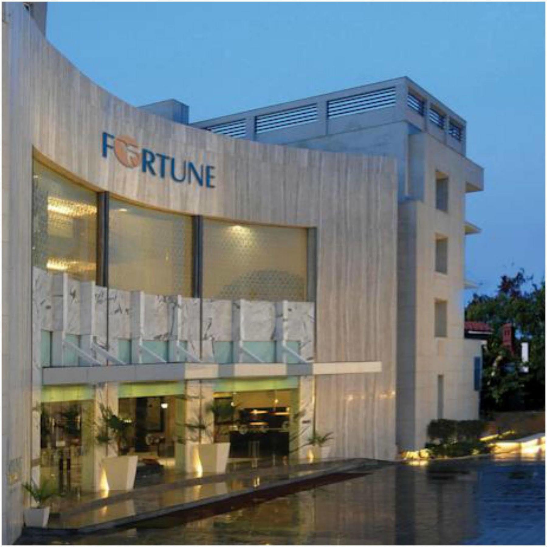 Fortune Sector 27, Noida - Member Itc Hotels' Group Екстериор снимка